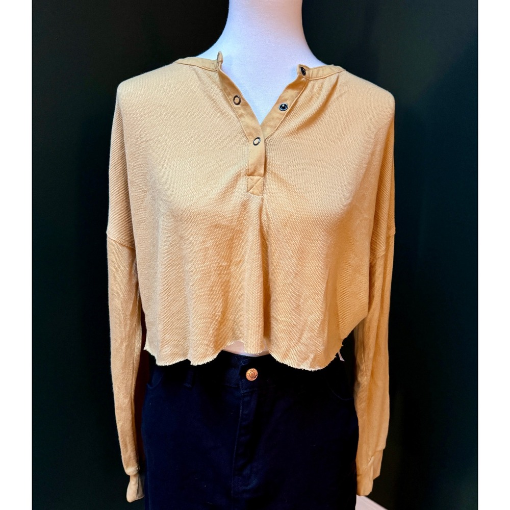 Out‎ From Under Yellow Waffle Knit Cropped Henley Long Sleeve Top Women's M